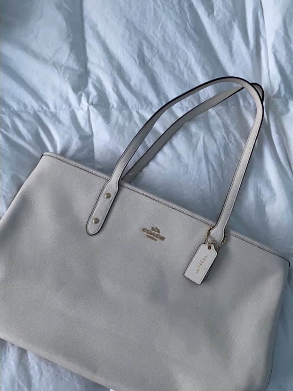 NEW with tags Coach Leather Tote in Chalk with Gold Hardware